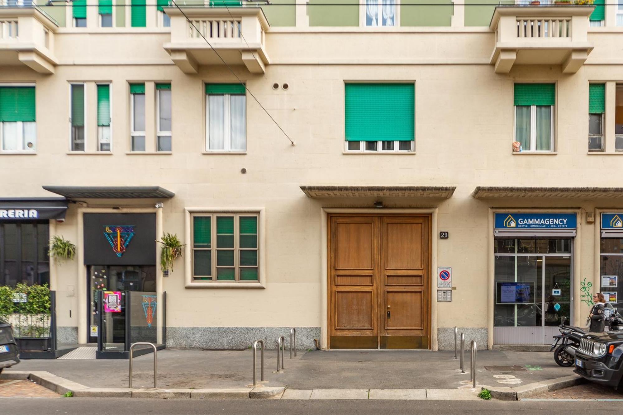 Studio Suite Navigli Bocconi In The Heart Of Milano Ngoại thất bức ảnh